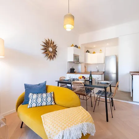 Modern 2-br With Balconies 3 Min From Palais Des Festivals Apartamento