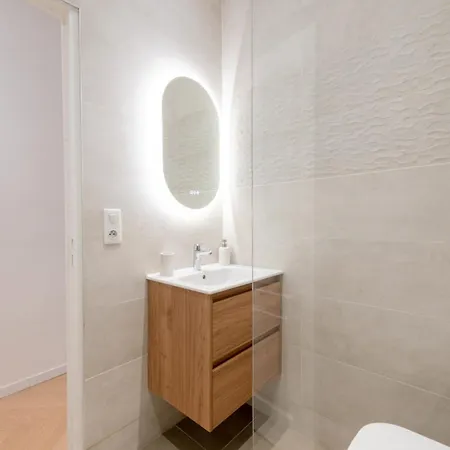 Modern 2-br With Balconies 3 Min From Palais Des Festivals